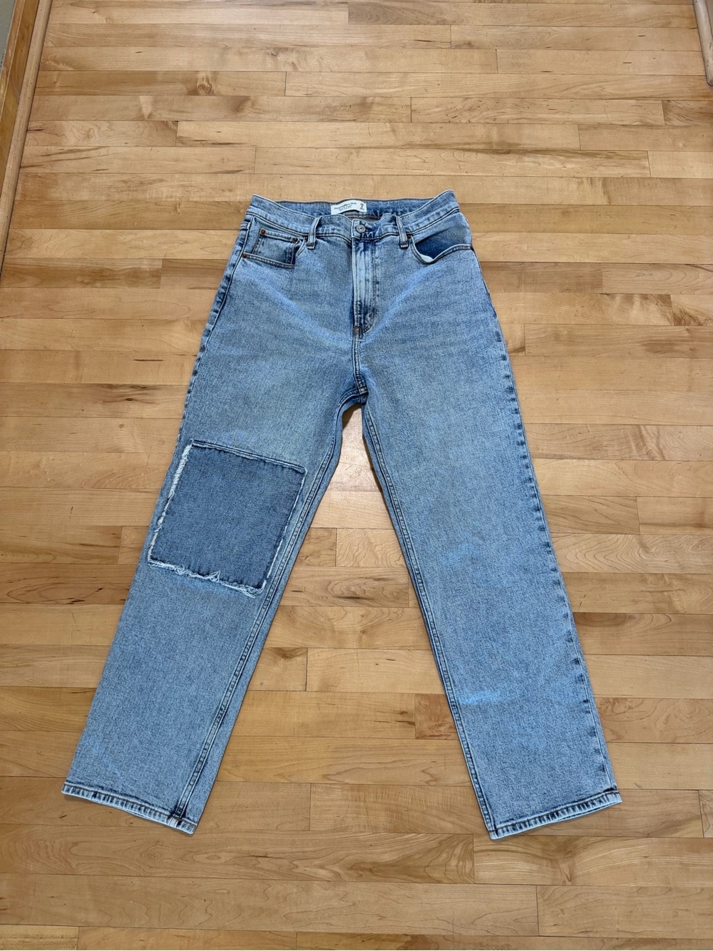 Abercrombie & Fitch The Ankle Straight Ultra High Rise